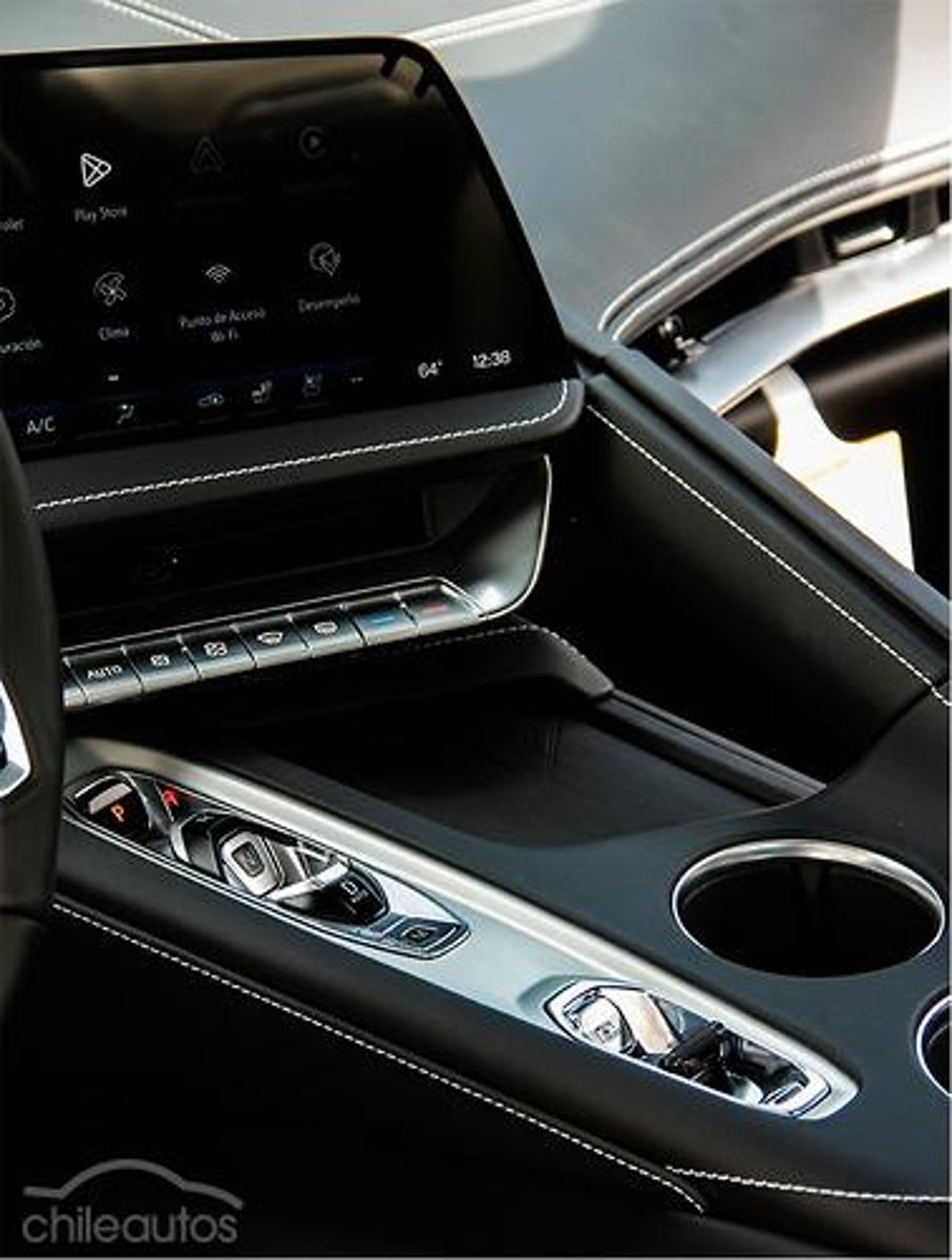 Chevrolet Corvette 2027 - Imagen 14 de 18