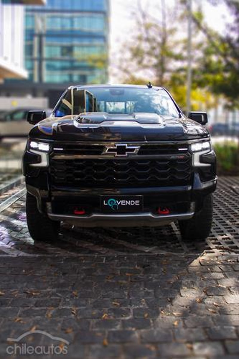 Chevrolet Silverado 2025 - Imagen 3 de 15
