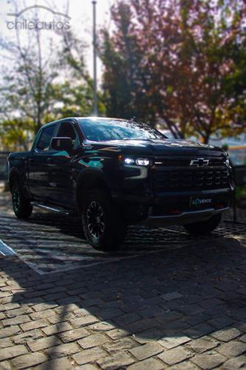 Chevrolet Silverado 2025 - Imagen 4 de 15
