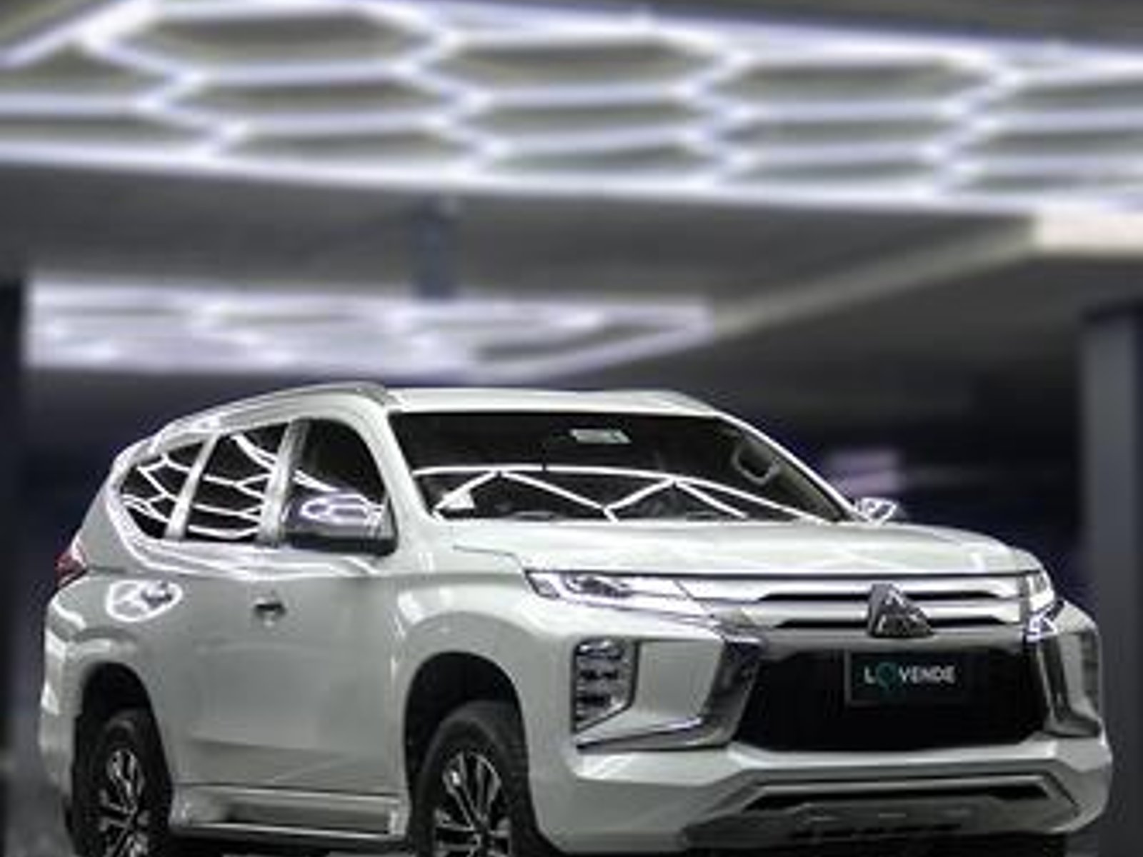 Mitsubishi Montero Sport 2021 - Foto 2 de 20