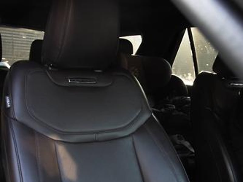 Ford Explorer 2025 - Imagen 19 de 20