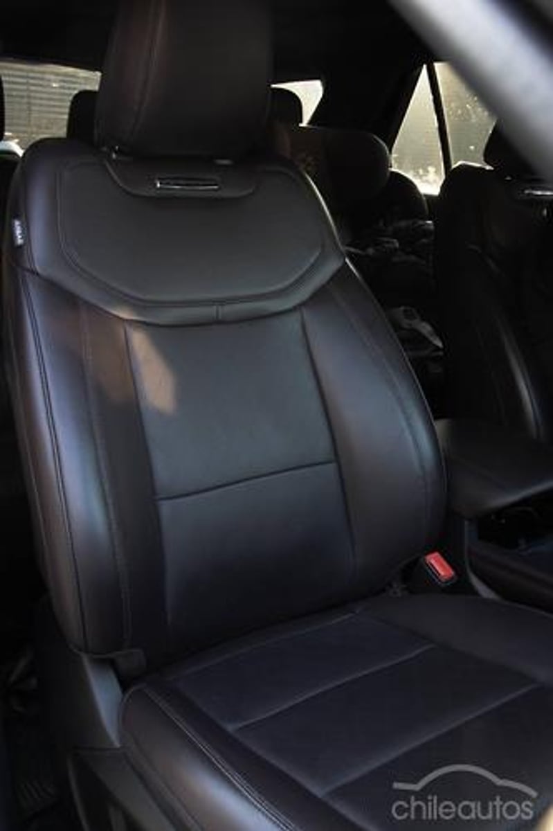 Ford Explorer 2025 - Imagen 19 de 20