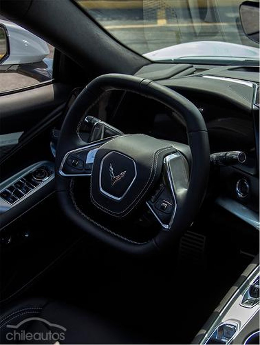 Chevrolet Corvette 2027 - Imagen 16 de 18