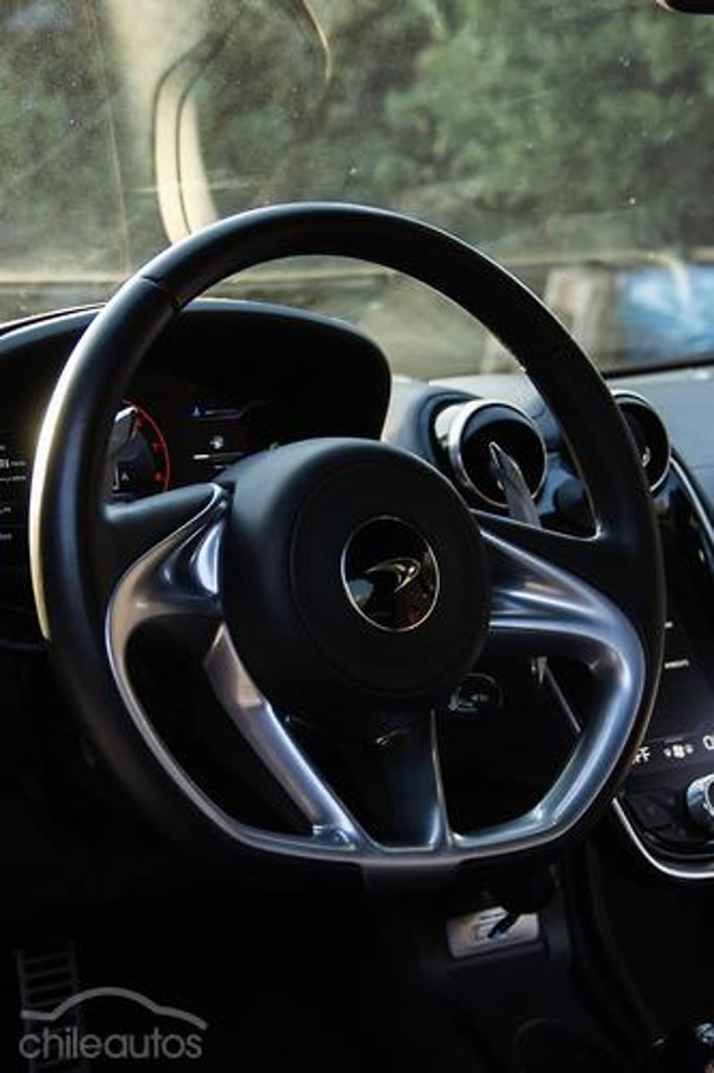 McLaren GT 2022 - Imagen 17 de 20