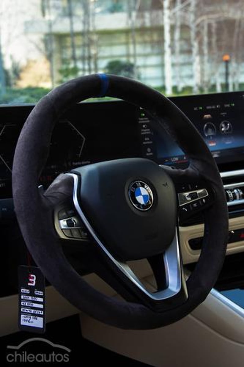 BMW 320I 2024 - Imagen 18 de 18