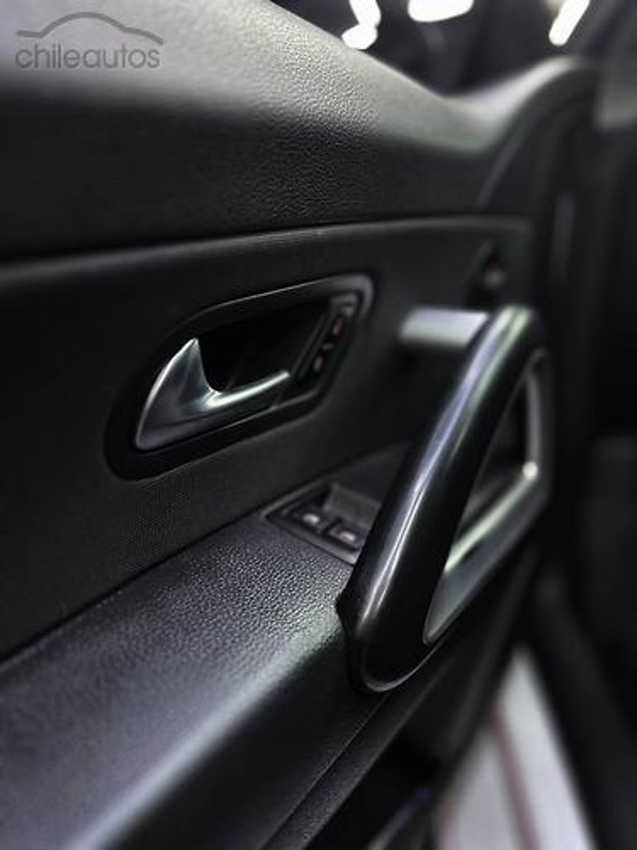 Volkswagen Scirocco 2018 - Imagen 11 de 13