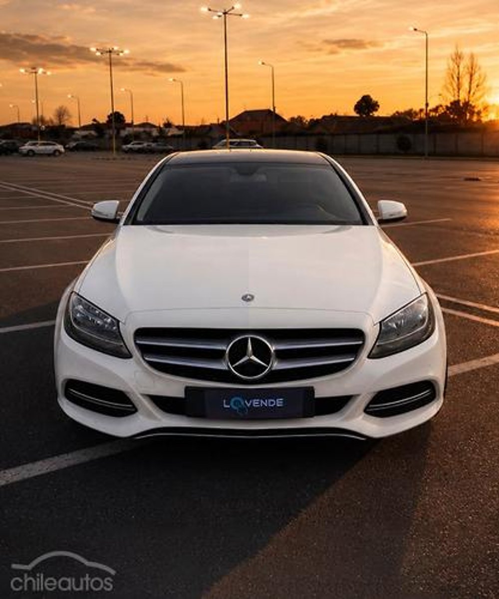 Mercedes-Benz C 180 2015 - Imagen 3 de 8