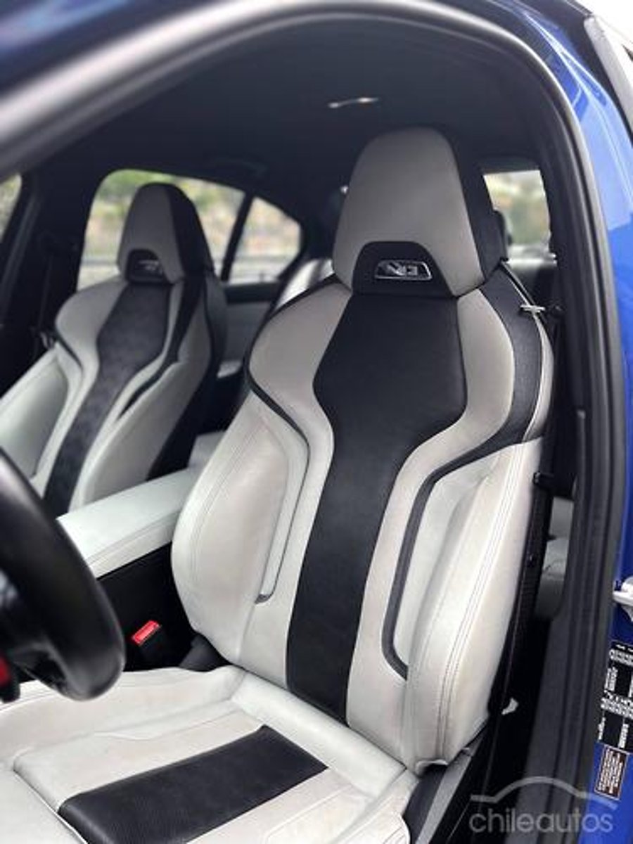 BMW M3 2022 - Imagen 17 de 18