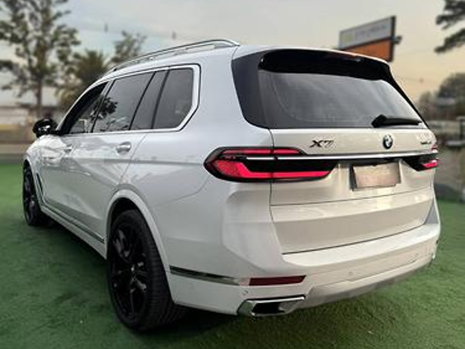 BMW X7 2024 - Foto 5 de 8