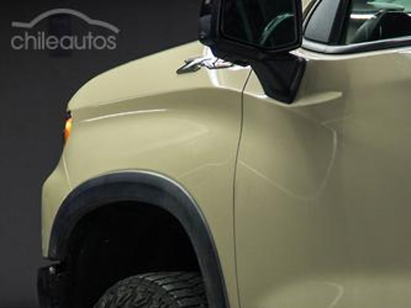 Chevrolet Silverado 2023 - Imagen 10 de 20
