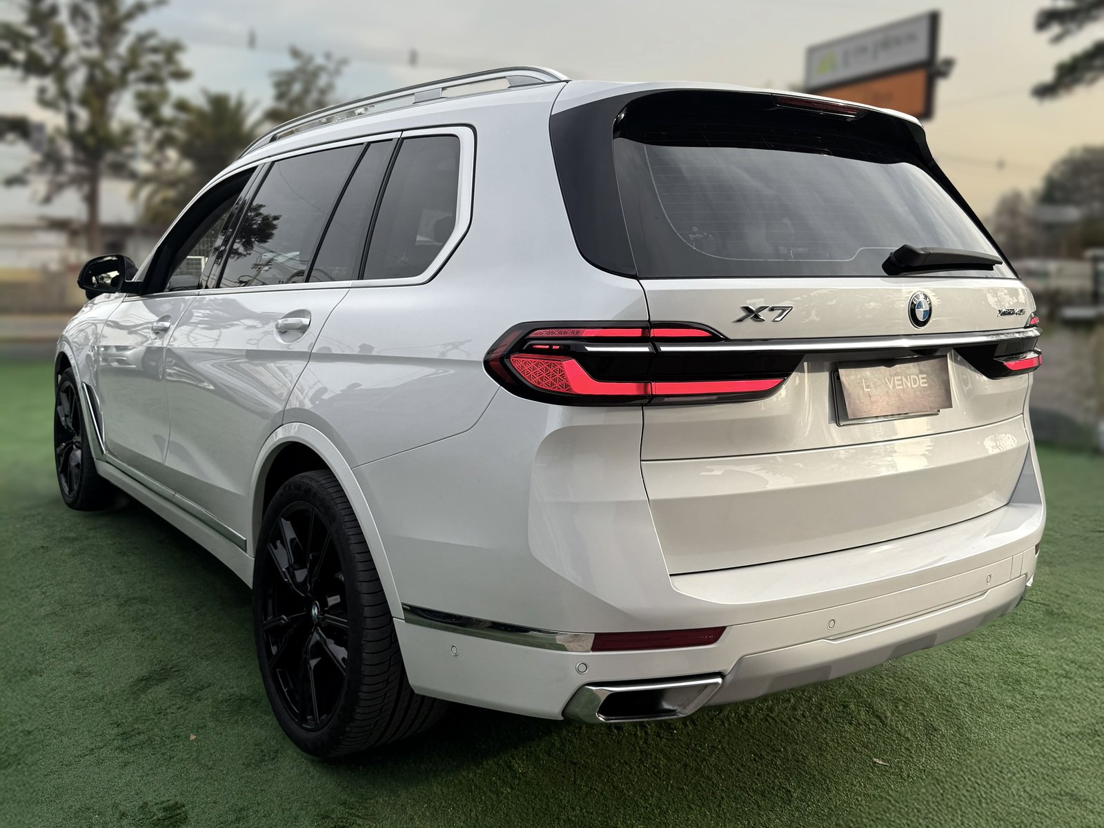 BMW X7 2024 - Foto 4 de 9