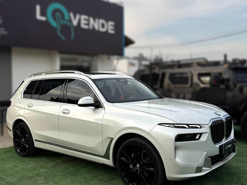 BMW X7 2024
