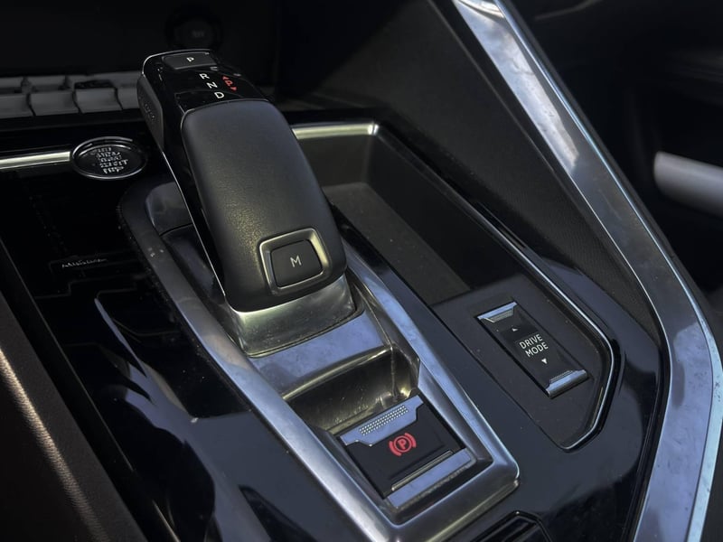Peugeot 3008 2023 - Imagen 8 de 11