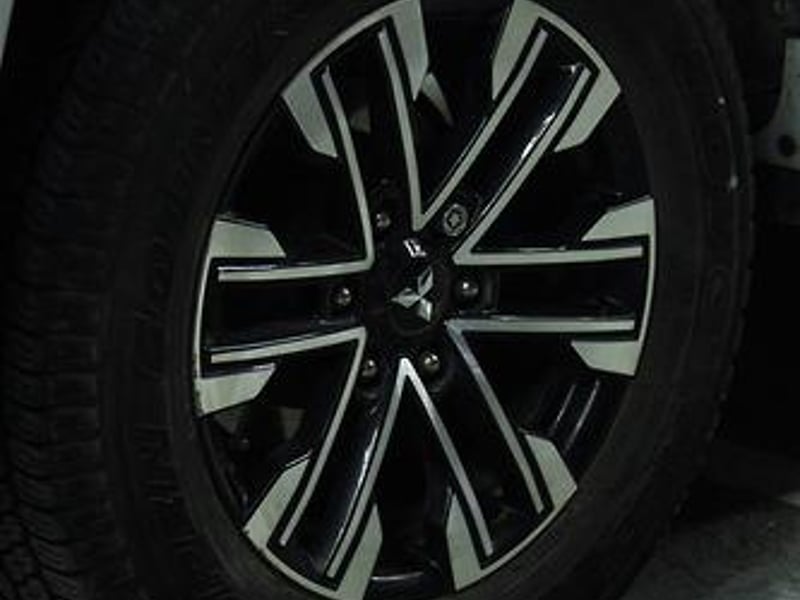 Mitsubishi Montero Sport 2021 - Imagen 19 de 20