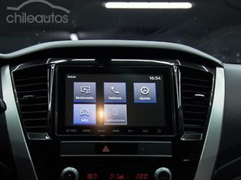 Mitsubishi Montero Sport 2021 - Imagen 16 de 20