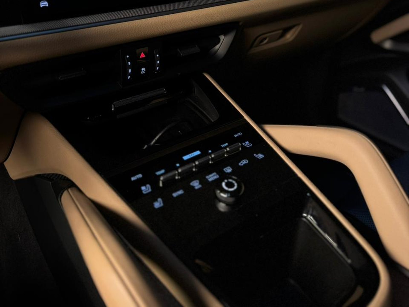 Porsche Cayenne 2024 - Foto 4 de 6