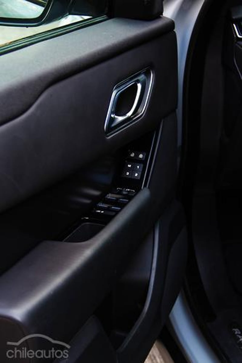 Land Rover Range Rover Sport 2024 - Imagen 9 de 18