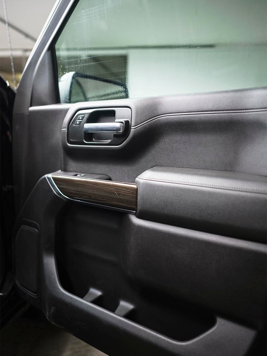 Chevrolet Silverado 2021 - Imagen 9 de 13