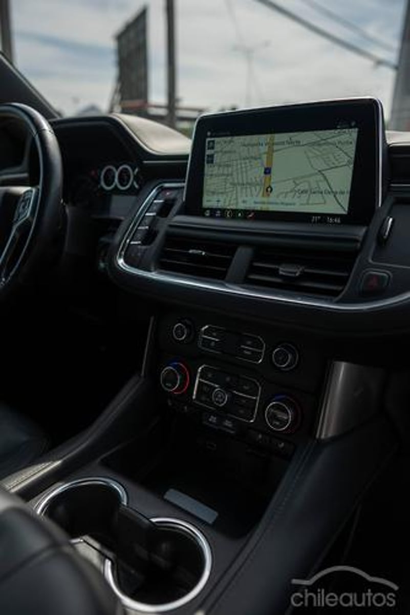 Chevrolet Tahoe 2022 - Imagen 3 de 17
