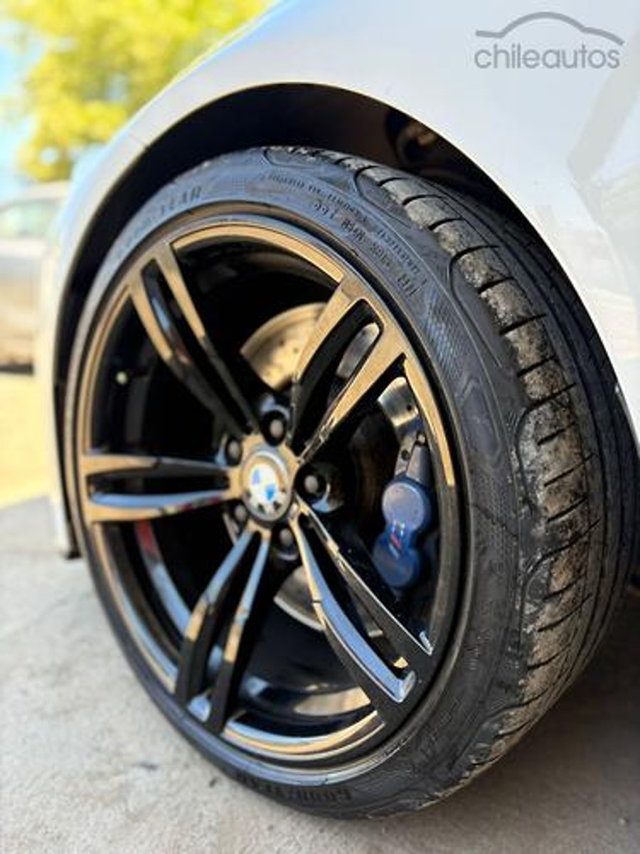 BMW M4 2015 - Imagen 12 de 15