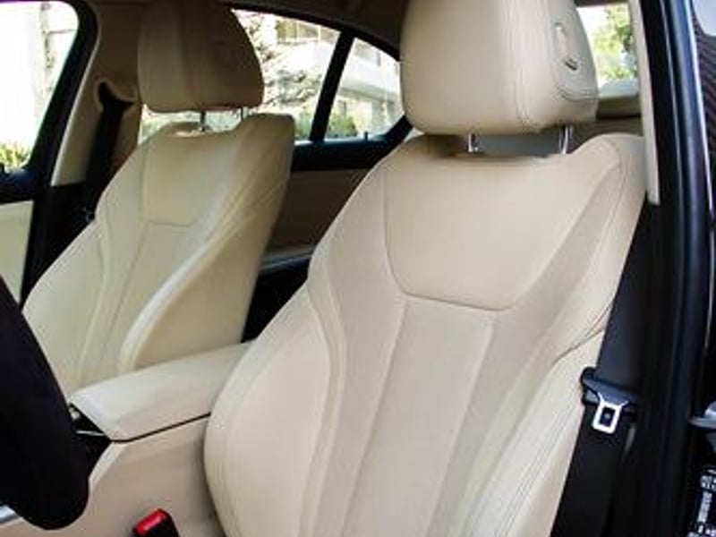 BMW 320I 2024 - Imagen 16 de 18