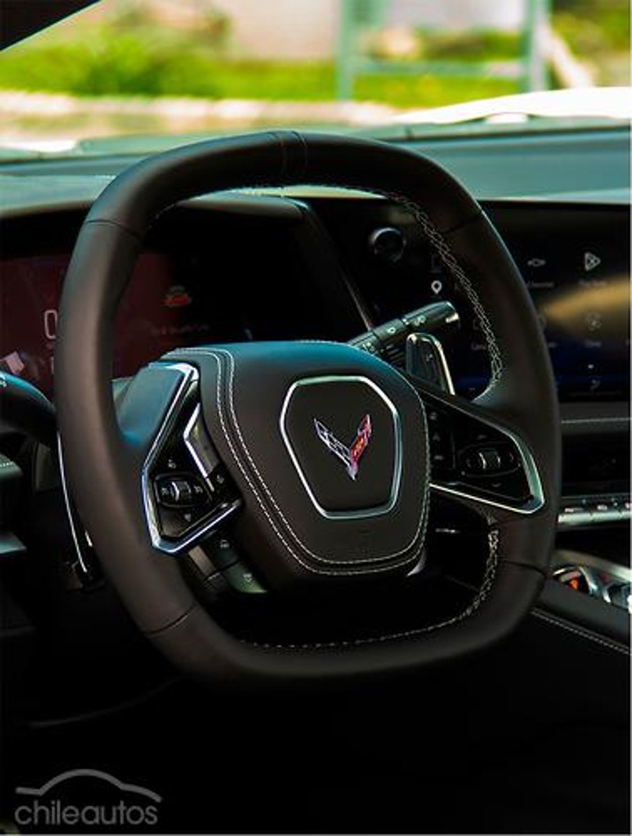 Chevrolet Corvette 2027 - Imagen 12 de 18