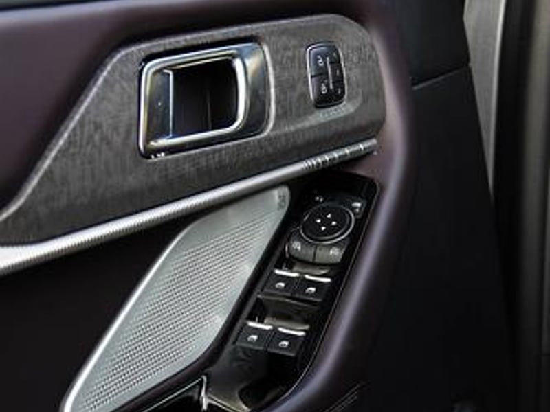 Ford Explorer 2025 - Imagen 10 de 20