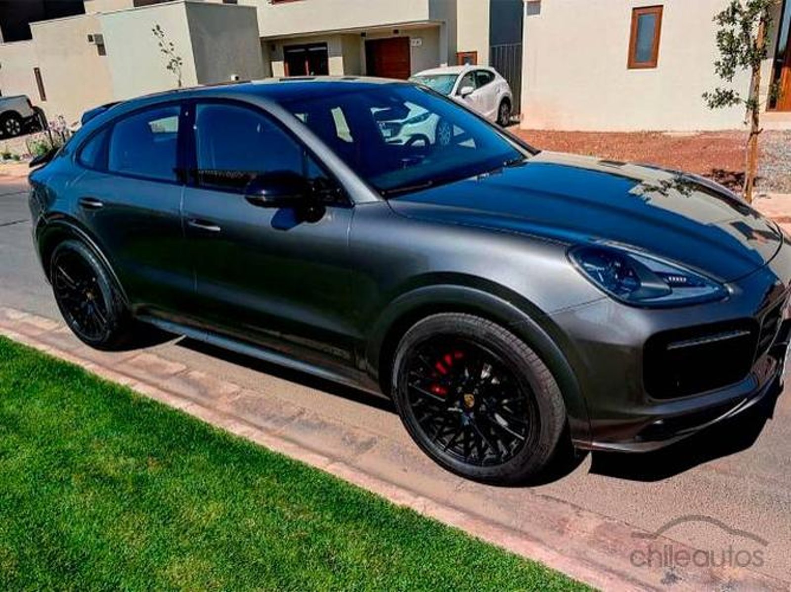 Porsche Cayenne 2023 - Imagen 6 de 15