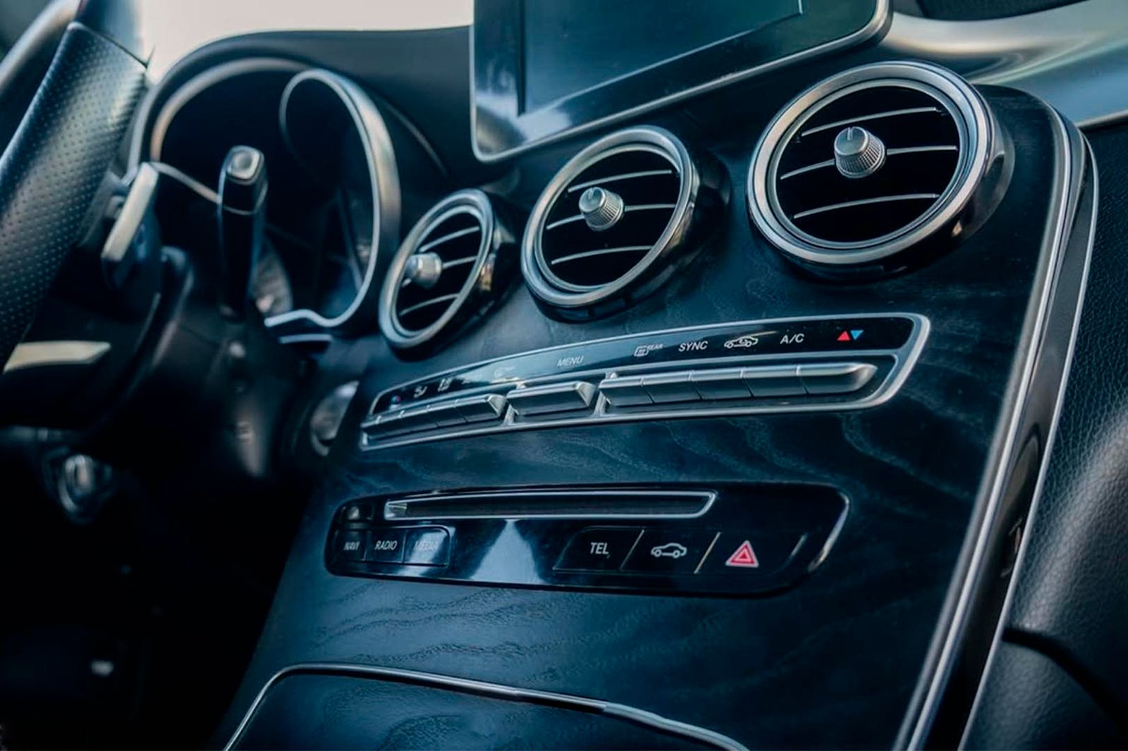Mercedes-Benz GLC 350 D 2018 - Imagen 9 de 14