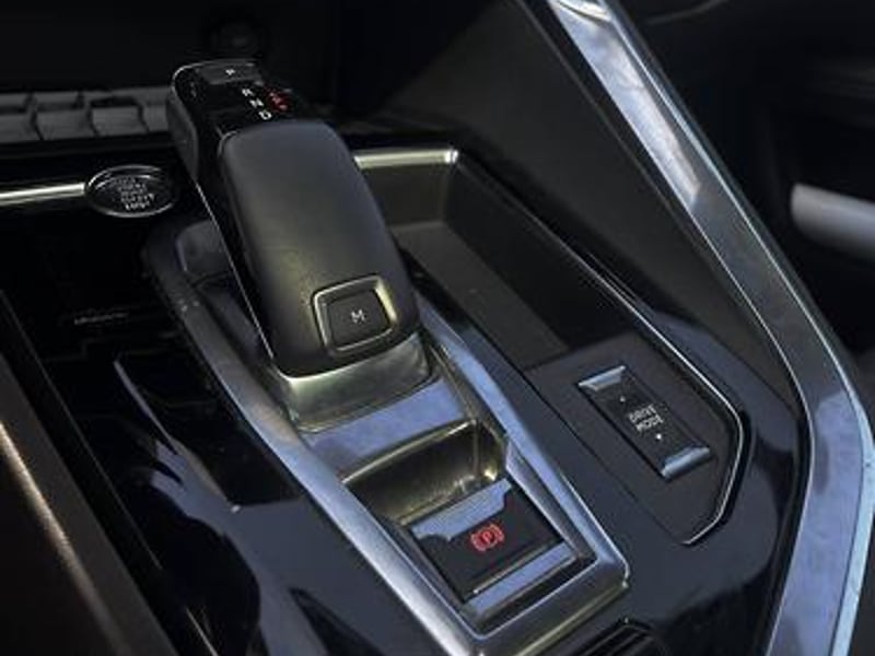 Peugeot 3008 2023 - Imagen 8 de 11