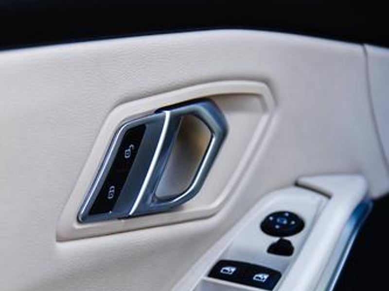 BMW 320I 2024 - Imagen 11 de 18