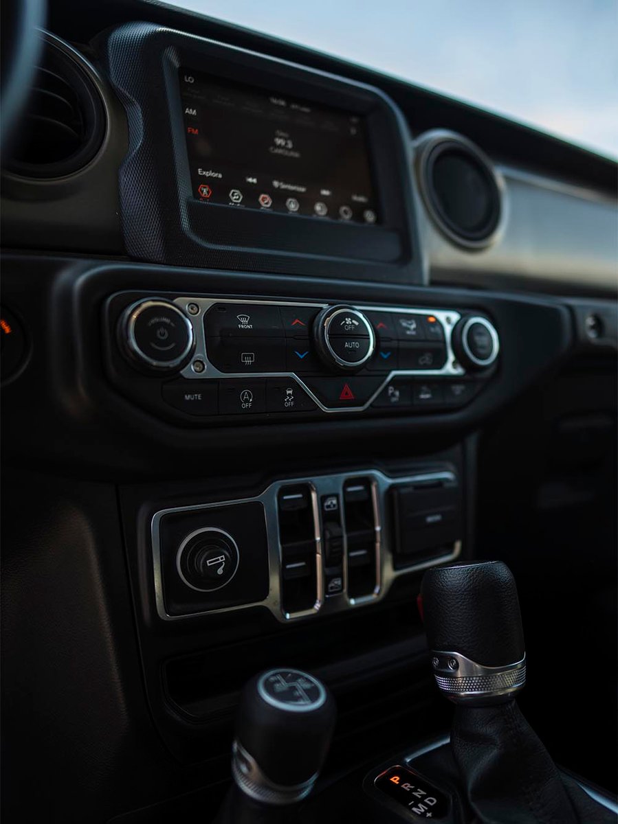 Jeep Gladiator Sport 2021 - Imagen 11 de 13