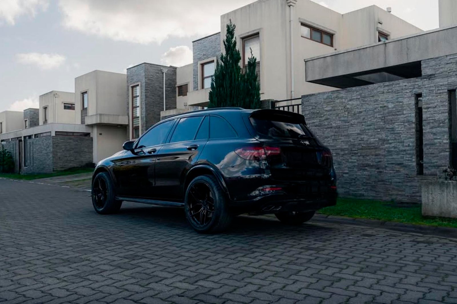Mercedes-Benz GLC 350 D 2018 - Imagen 4 de 14