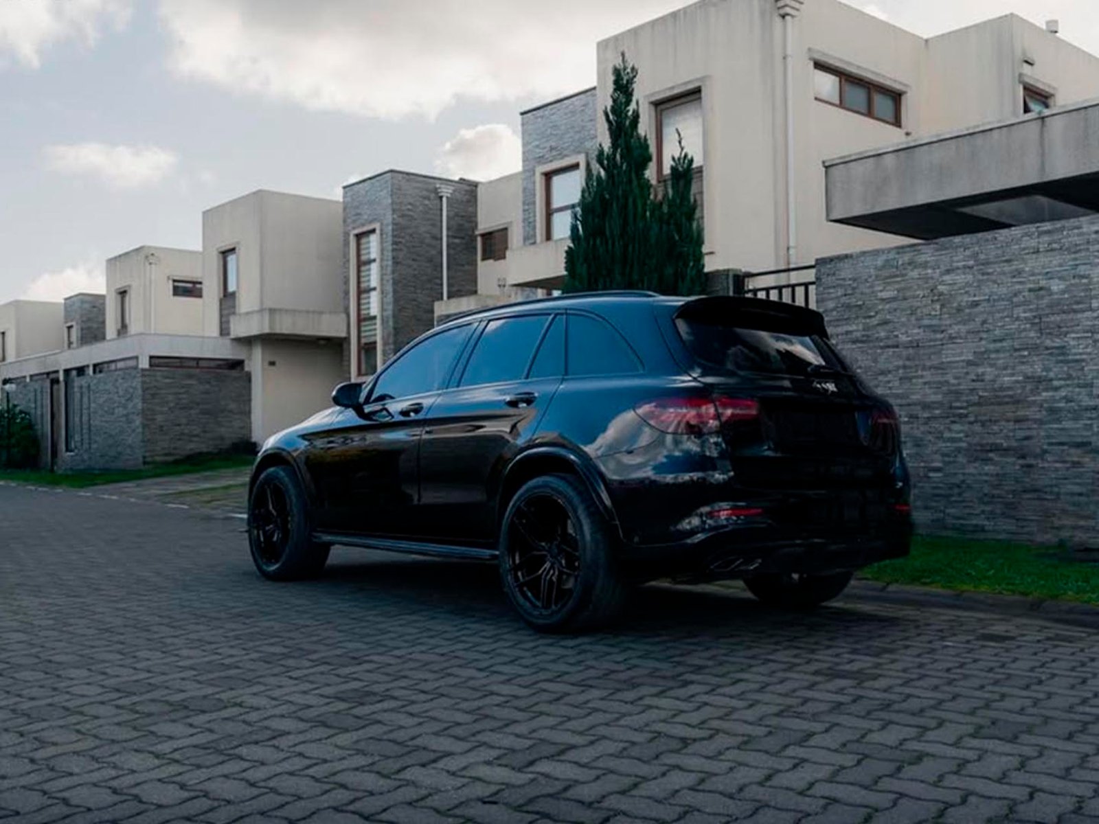Mercedes-Benz GLC 350 D 2018 - Foto 4 de 14