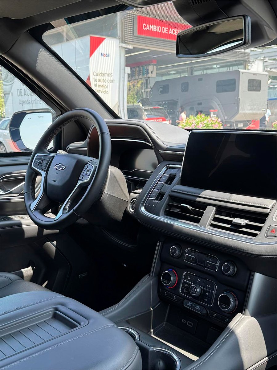 Chevrolet Tahoe 2024 - Imagen 3 de 14