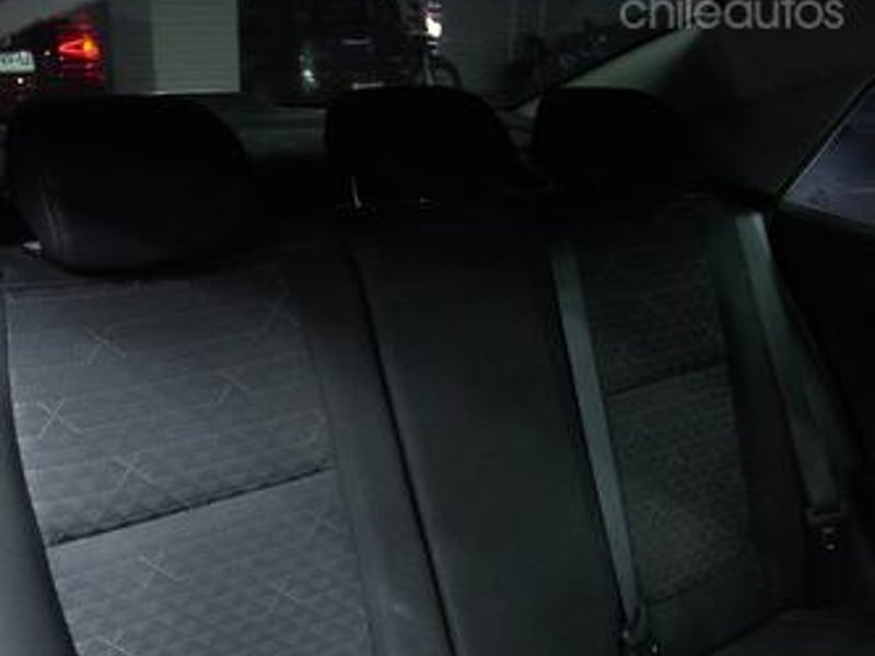 Kia Soluto 2024 - Imagen 11 de 14