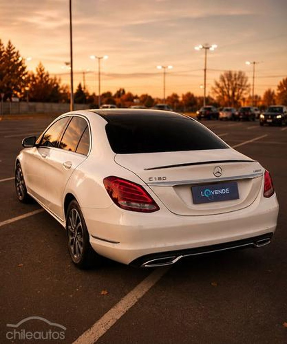 Mercedes-Benz C 180 2015 - Imagen 4 de 8