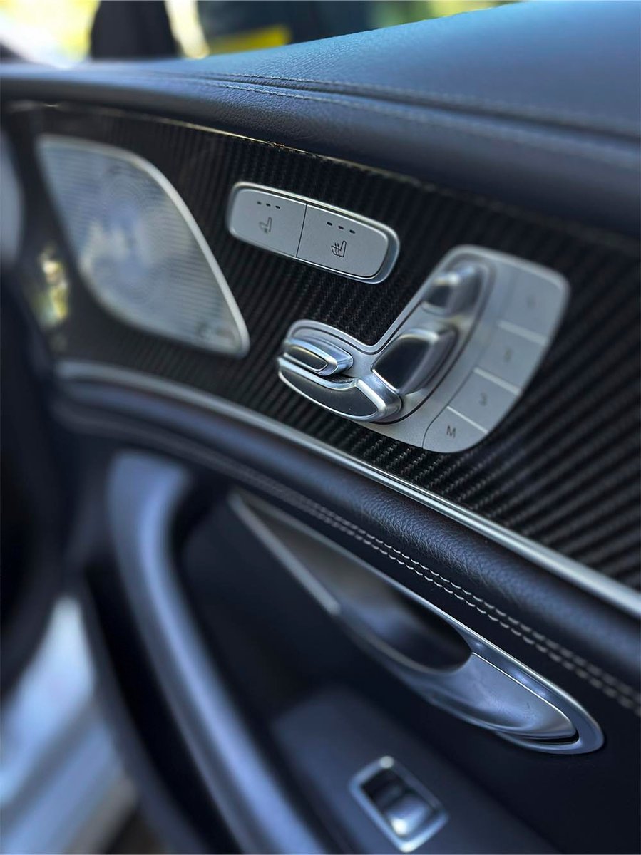 Mercedes-Benz GLC 63 S E-Performance 2025 - Imagen 13 de 17