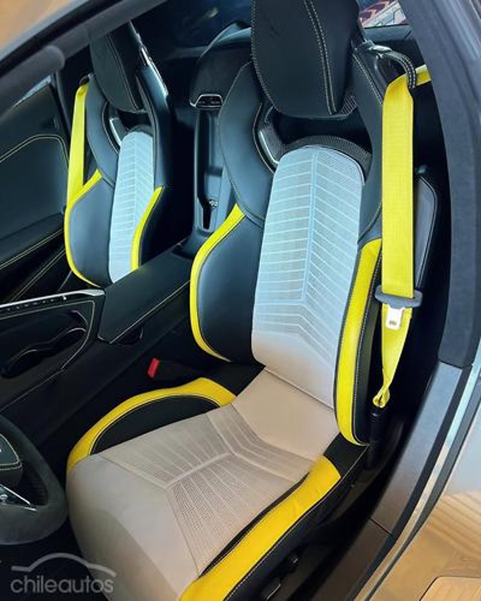 Chevrolet Corvette 2025 - Imagen 3 de 9