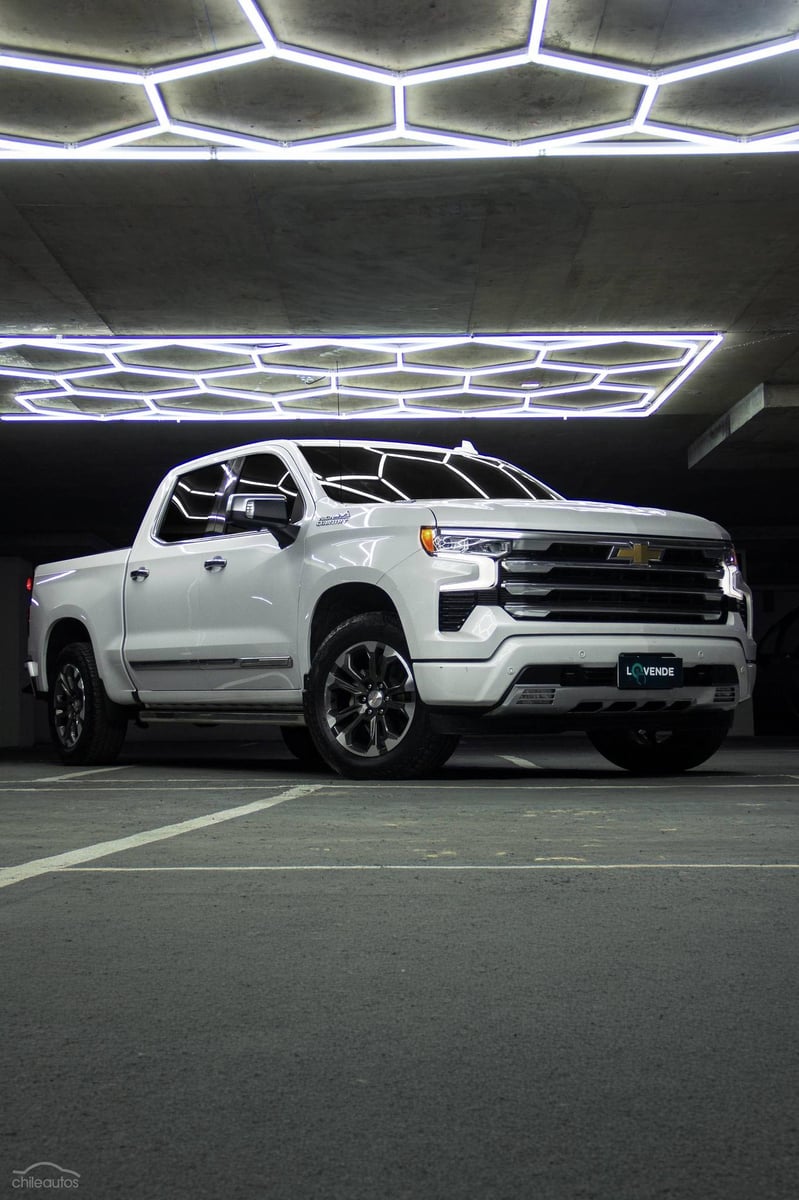 Chevrolet Silverado 2025