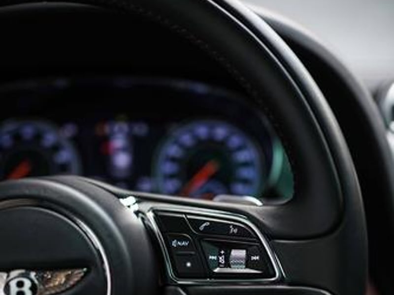 Bentley Bentayga 2019 - Imagen 11 de 20