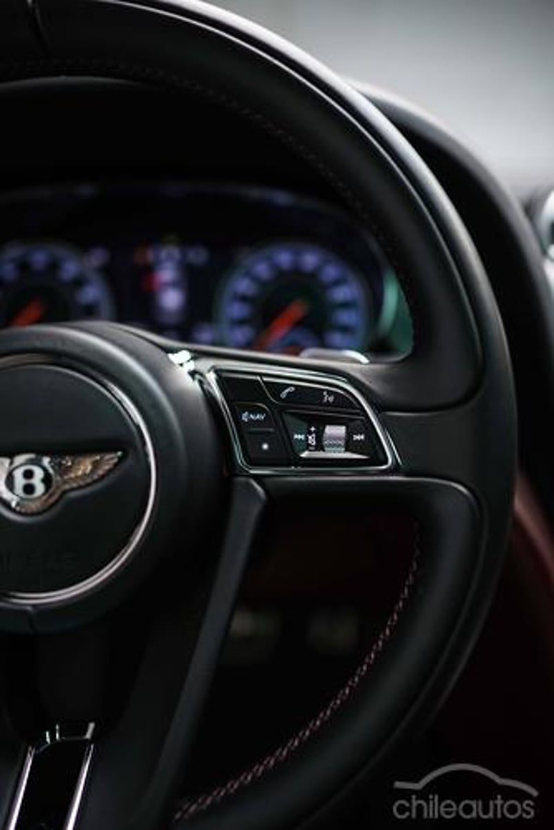 Bentley Bentayga 2019 - Imagen 11 de 20