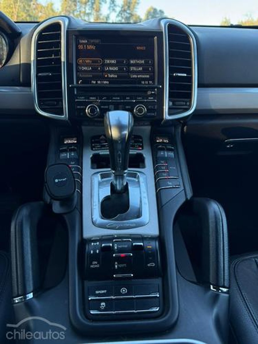 Porsche Cayenne 2014 - Imagen 12 de 14