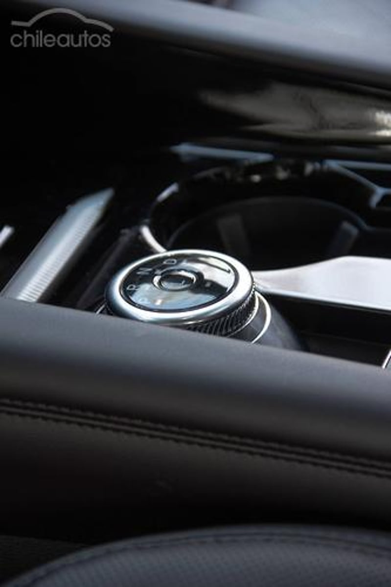 Ford Explorer 2025 - Imagen 14 de 20
