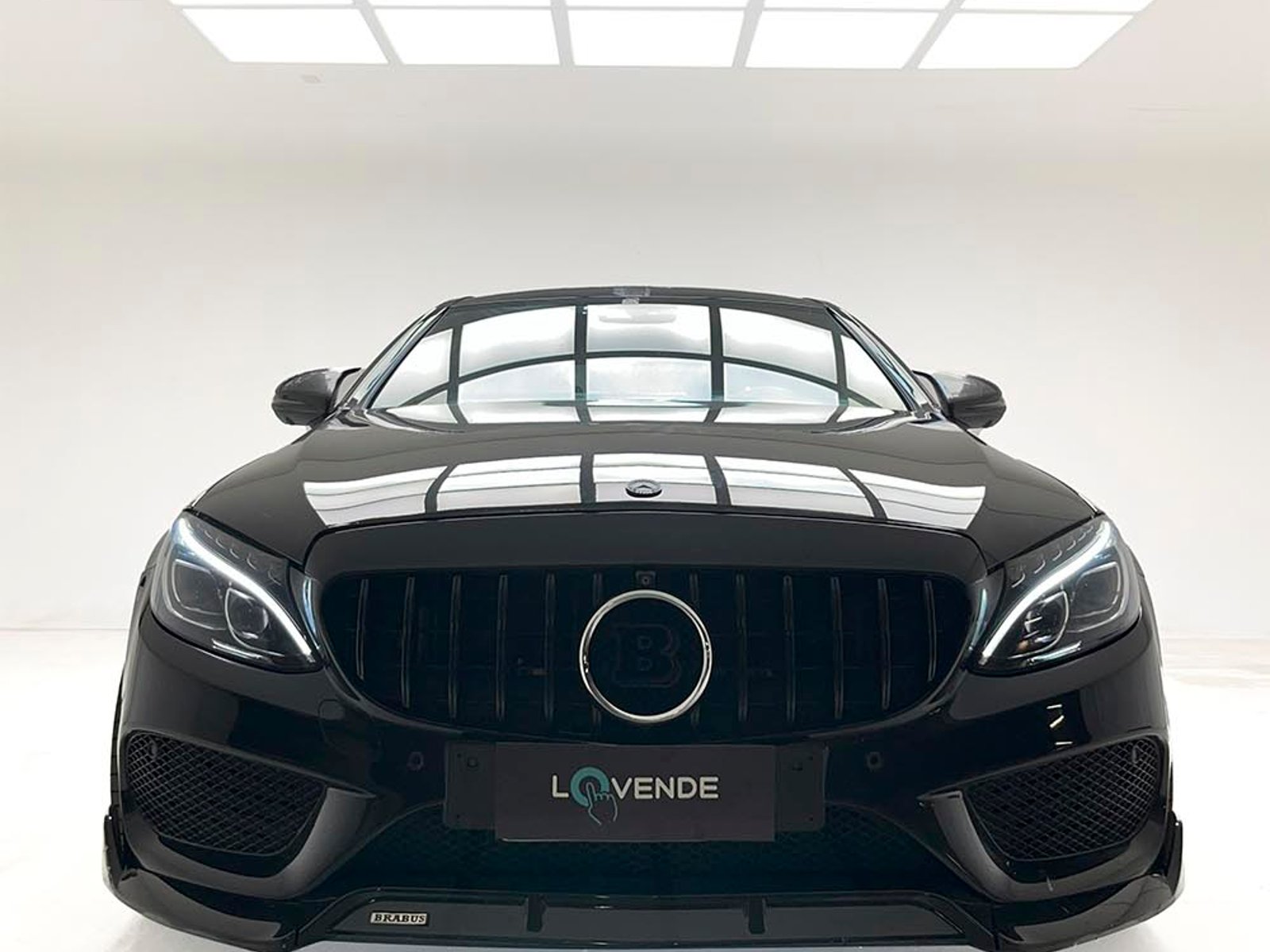 Mercedes-Benz C 43 2018 - Foto 2 de 12