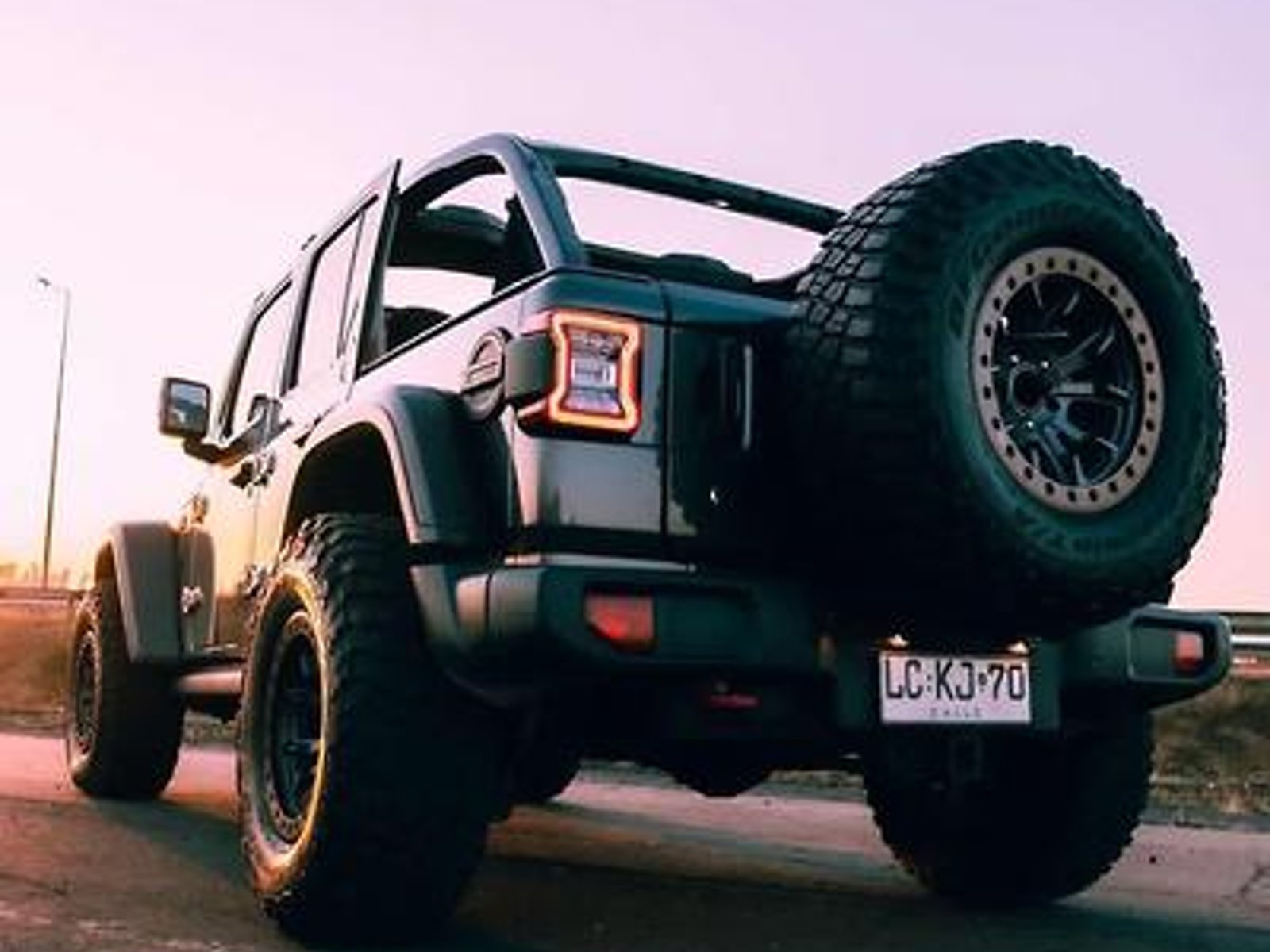 Jeep Wrangler 2019 - Foto 2 de 13