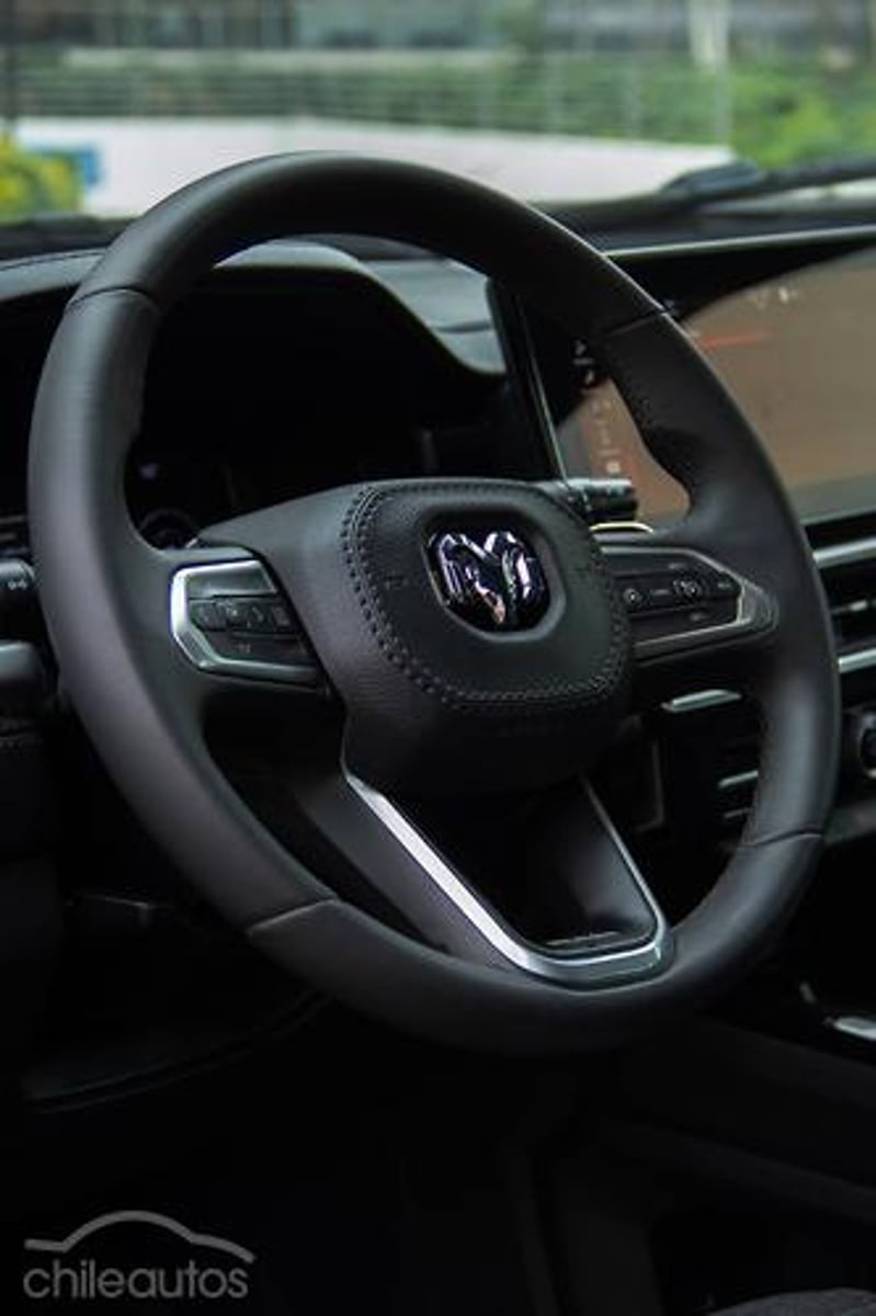 Dodge Ram 2025 - Imagen 12 de 20