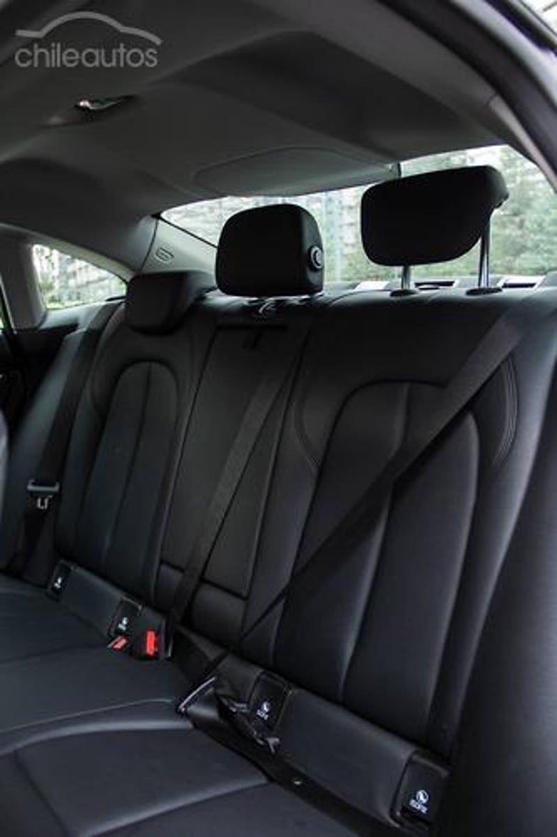 BMW 220 2022 - Imagen 11 de 13