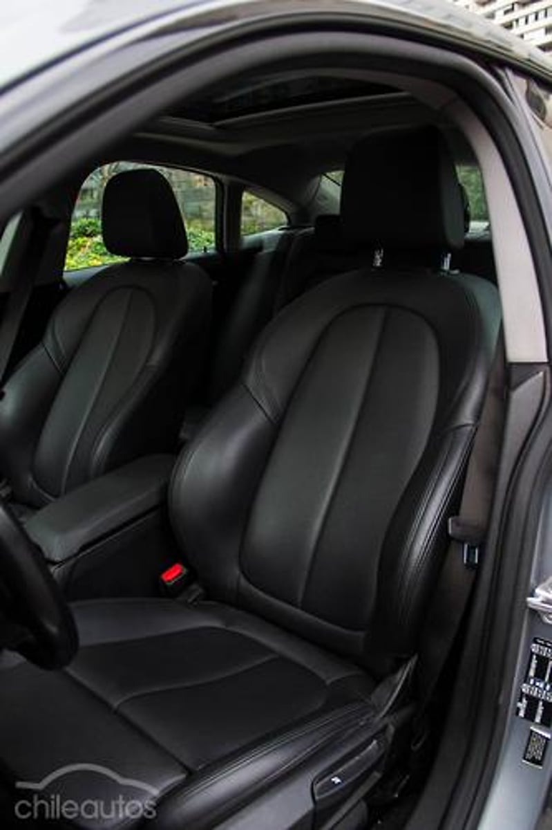 BMW 220 2022 - Imagen 12 de 13