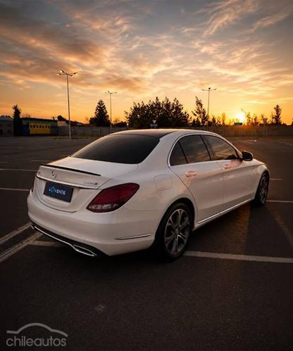 Mercedes-Benz C 180 2015 - Imagen 5 de 8